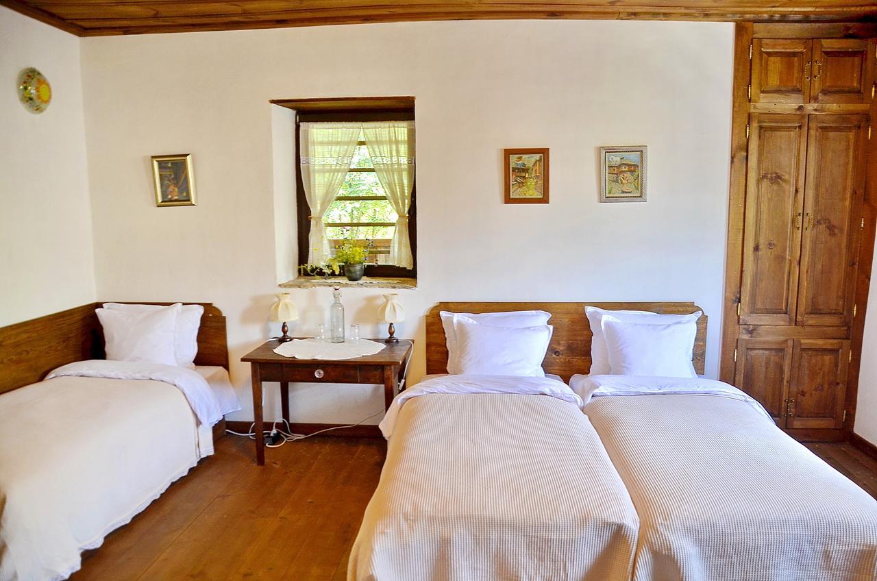 Kalinia Guesthouse B&B Kovačevica Exteriör bild